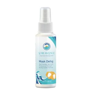 Anti-Beschlag-Spray für Schwimmbrillen und Schnorchelmasken in einer weißen Flasche mit maritimem Design und transparentem Sprühkopf.