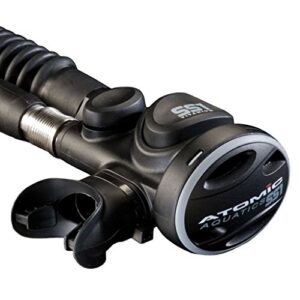 Atomic Sicherer zweiter Inflator (SS1) für Taucher, ausgestattet mit modernem Design und hochwertigen Materialien für maximale Sicherheit und Leistung unter Wasser.