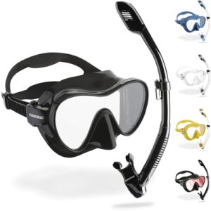 Cressi F1 + Dry Combo Set bestehend aus einer schwarzen rahmenlosen Tauchermaske und einem Trockenschnorchel für Schnorcheln und Tauchen, geeignet für Erwachsene.
