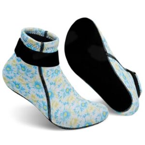 Gogokids Neoprensocken für Kinder, 3 mm dick, rutschfeste Schwimmsocken mit Klettverschluss für Schnorcheln, Surfen und Beach Volleyball in gelb-blauem Design.