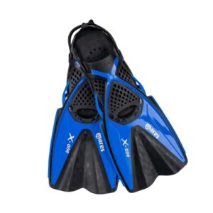 Mares Aquazone X-One Junior Schnorchelflossen für Kinder in Blau, Größe S, modernes Design mit komfortablem Fußteil und schnallenfreiem Flossenband.