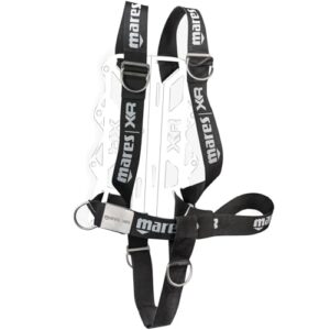 Mares XR Line Heavy Duty Harness - Hochbeständiges Tauchausrüstungs-Set mit robustem Design und hervorragender Auftriebskontrolle für technische und Freizeit-Taucher.