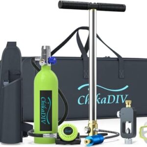 CHIKADIV Mini Tauchflasche 1L in grün mit Zubehör wie Tauchpumpe, Tragetasche und Schnorchelmaske für sicheres Tauchen.