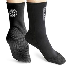 Schwarze Neopren-Socken für Wassersport, knöchelhoch mit Antirutsch-Design, ideal zum Tauchen, Schnorcheln, Schwimmen und Surfen