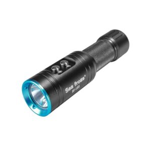 Wiederaufladbare Tauch-Taschenlampe mit 100 Meter Wasserdichtigkeit und verschiedenen Lichtmodi für Unterwasser-Abenteuer.