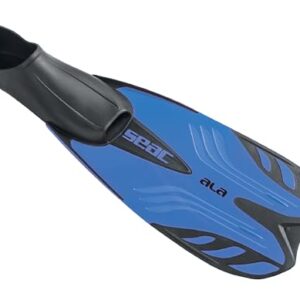 Seac ALA Schnorchelflossen in Blau mit geschlossenem Fußteil, ideal zum Schnorcheln und Schwimmen in der Größe 36/37. Perfekt für effizientes Gleitverhalten im Wasser.