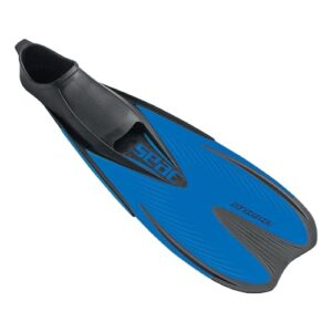 Seac Speed Schnorchelflossen mit geschlossenem Fußteil in Blau, ideal für Schnorcheln und Tauchen, für Damen, Herren und Kinder geeignet.