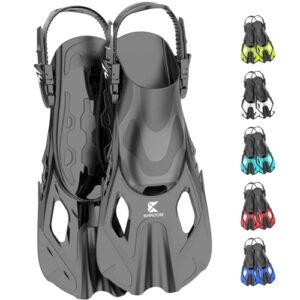 Khroom Schnorchelflossen verstellbar für Kinder Damen Herren | Kurze Tauchflossen & Flippers zum Schnorcheln Schwimmen Tauchen | leichte Schwimmflossen für Urlaub & Pool (Schwarz 37-41)