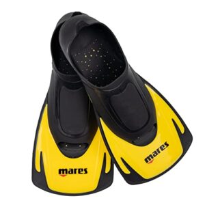 Mares Aquazone Hermes Schnorchelflossen für Erwachsene und Jugendliche, gelbe Flossen mit bequemem Design und kurzen Blättern für ruhiges Wasser Schwimmen und Trainingsschwimmen.