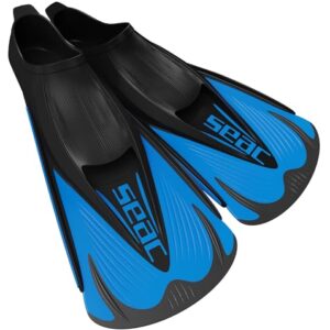 SEAC Speed S Kurze Schwimmflossen für das Training im Pool und im Freiwasser - Flossen mit geschlossenem Fußteil für höchsten Komfort
