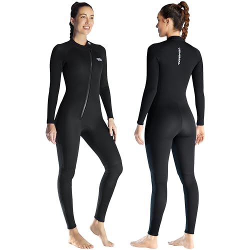 Dame in einem 3mm Neopren Tauchanzug, Ganzkörper Neoprenanzug für Tauchen und Schnorcheln